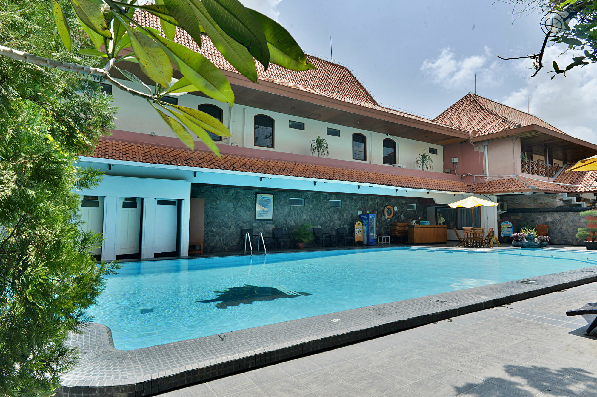 Zen Rooms Jogja Cendrawasih Pakualaman Buitenkant foto