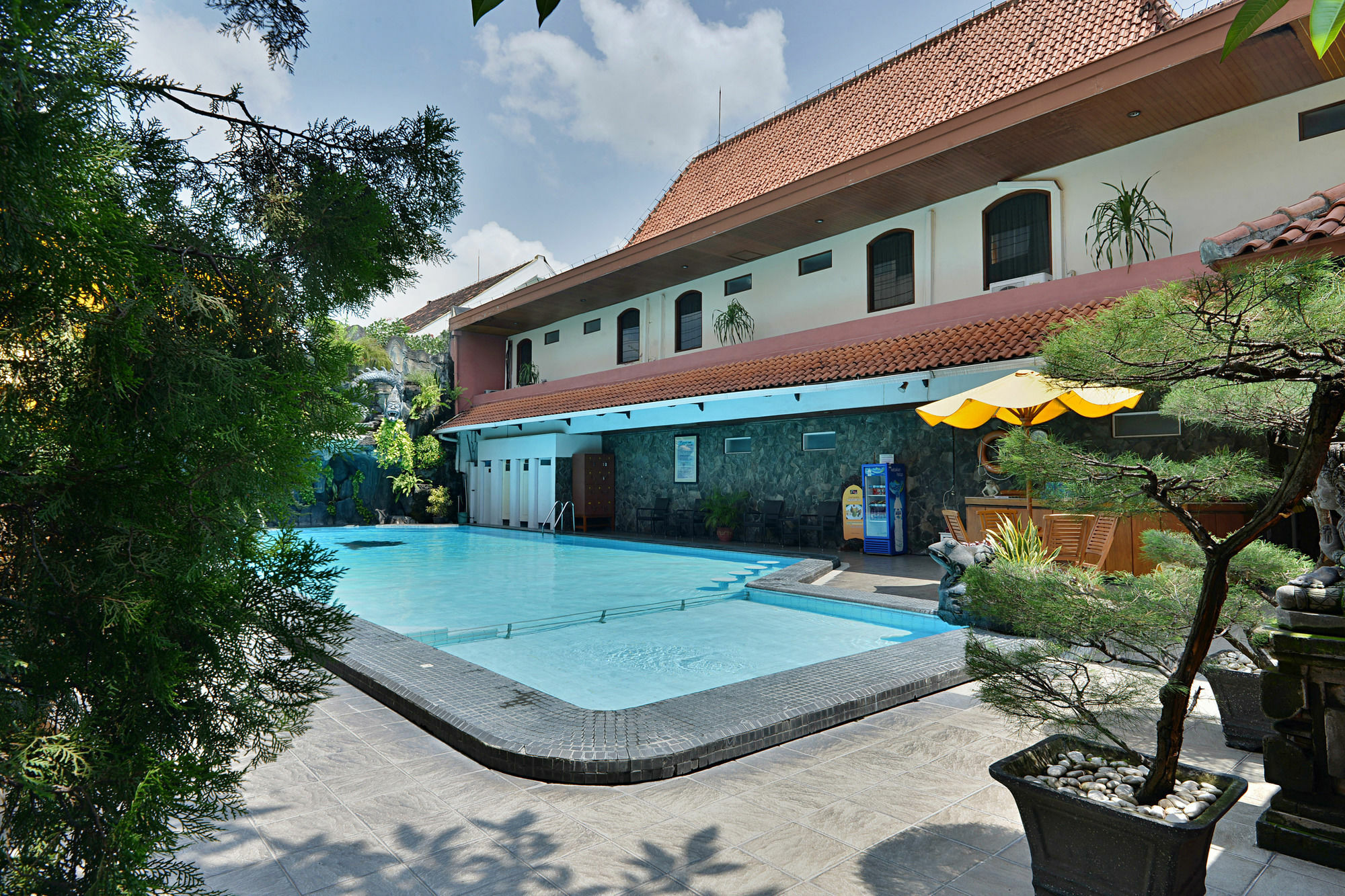 Zen Rooms Jogja Cendrawasih Pakualaman Buitenkant foto